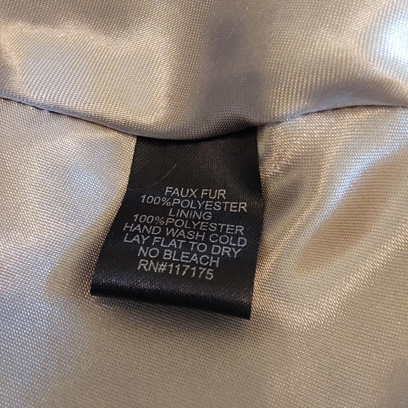 🌺 Like New Park & Main Tan Faux Fur Stole/Wrap/Shawl/Shrug - Picture 12 of 12